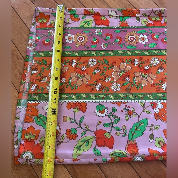 House of Harlow 1960 Satin Wide Leg Pants Pink Floral M - Picture 9 of 10